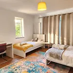 Paradigm Villa, Oxford,5 Bedroom, 4 Free Parking Spaces